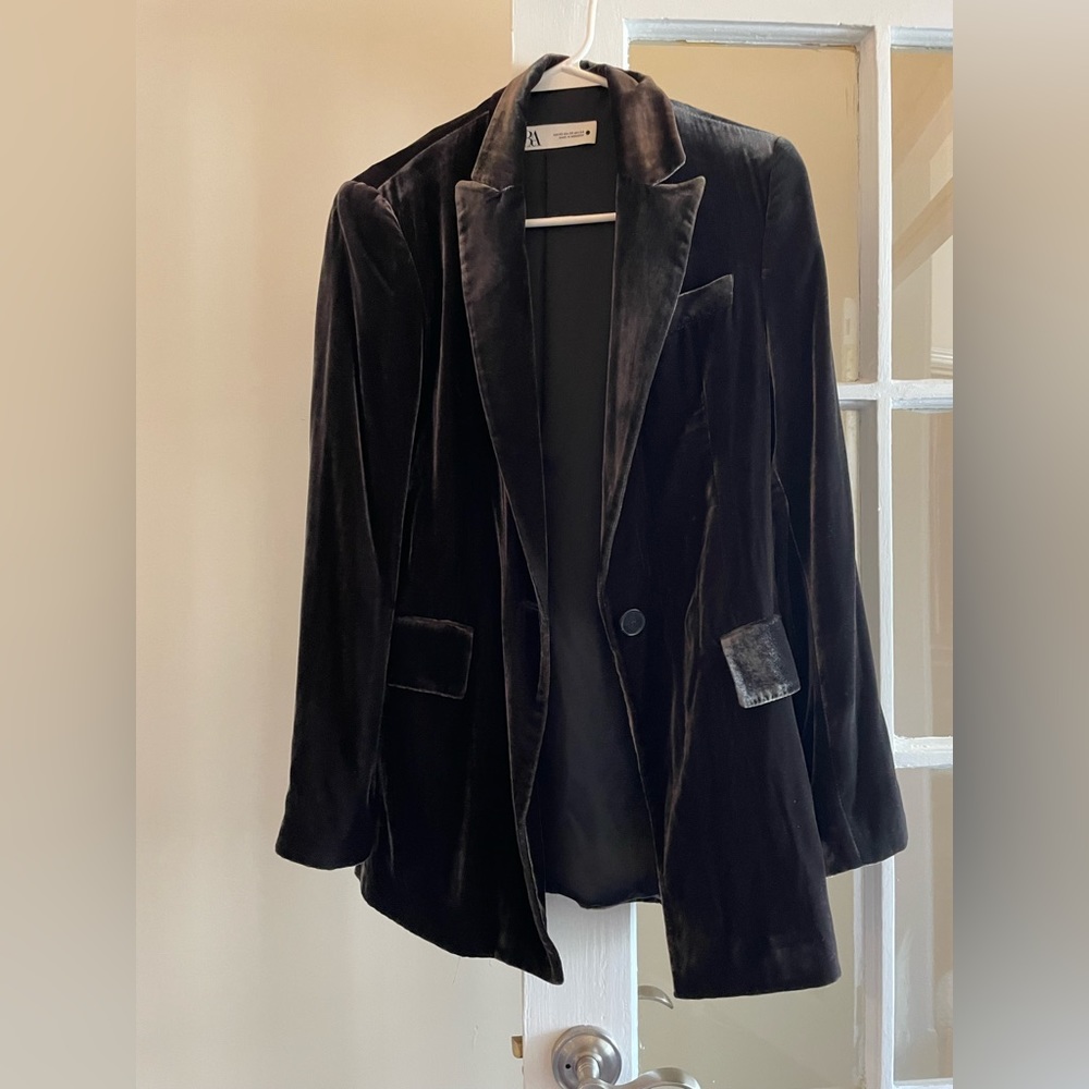 Zara Black Velvet Blazer